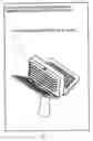 Fig. 04 - Dog self-cleaning brush