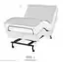Fig. 02 - Cover for a self-adjusting mattress that secures a fitted sheet