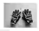 Fig. 01 - FOOTBALL TRAINING GLOVES
