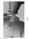 Fig. 05 - Air removal and fluid transfer from a closed system