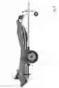 Fig. 04 - Trailer for transporting a vehicle and method for placing a vehicle for transport on a trailer