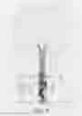 Fig. 04 - Hunting blind surrounding tree trunk