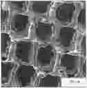 Fig. 01 - Laser-produced porous surface